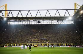 Leipzig schlägt porto, bvb patzt auf zypern. Matt Ford On Twitter The Wall Of Disgrace Greets The Disgrace Of The League Rb Leipzig Not Welcome In Dortmund Bvb