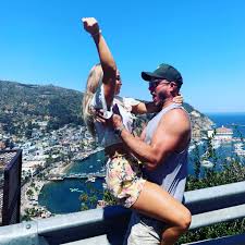 14 february 1981, sydney) is an australian actor and television jacobz returned to television in 2017 to host instant hotel. Luke Jacobz Biography Facts Net Worth Married Wife Age Wiki Family Parents Tv Shows Awards Nationality Height Brother Fiancee Career Factmandu