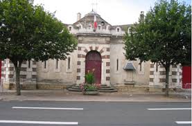 Justice Annuaires Et Contacts Auxerre