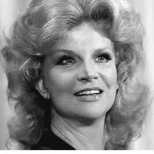 Cartaz do filme Titio Não é Sopa (1959). Produção: Oswaldo Massaini.  Direção: Eurides Ramos. Com Procópio Ferreira, Eliana, Ronaldo Lupo, Herval  Rossano, Nancy Montez e Afonso Stuart. Comédia com números musicais,  incluindo