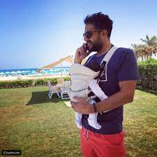 قلبي _محمد حماقي انا لو أذيتو _محمد حماقي انا كل ليله _محمد حماقي انا سرها *اذا اعجبك تطبيق اغاني محمد حماقي يرجا تقيمنا بخمس نجوم وشكرا*. Ø§Ù„ØµÙˆØ±Ø© Ø§Ù„Ø£ÙˆÙ„Ù‰ Ù„Ù…Ø­Ù…Ø¯ Ø­Ù…Ø§Ù‚ÙŠ Ù…Ø¹ Ø§Ø¨Ù†ØªÙ‡ ÙØ§Ø·Ù…Ø© Ù„ÙŠØ§Ù„ÙŠÙ†Ø§