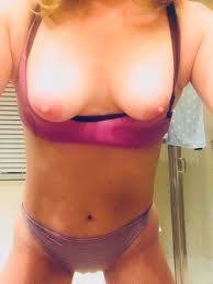 20 most infamous celebrity camel toes moment ever. Cameltoe And Nsfw Pics Videos And Gifs From Reddit Nsfwnudes Com