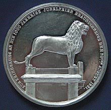 Weil die konkurrenz aus würzburg, ingolstadt und duisburg. Braunschweiger Lowe Wikipedia
