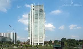 Intesa sanpaolo effettuerà nuove assunzioni in piemonte entro il 2021. Il Grattacielo Intesa Sanpaolo A Torino Nuovo Simbolo Cittadino Italia Bellissima