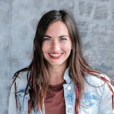 Ellen Wild's Instagram, Twitter & Facebook