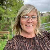 900+ "Tinkler" profiles