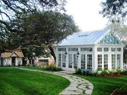 Use this guide from the home depot to learn how to build a diy greenhouse or a greenhouse kit. Greenhouse Plans Design Hgtv