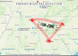 Here's the quick answer if you drive this relatively short distance without making any stops. Market Square And The 9 Best Things You Ll Want To Do In Knoxville Those Crazy Nelsons