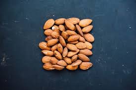 Internet, air conditioning, pets welcome, fireplace, tv, satellite or cable, washer & dryer, parking, heater bedrooms: Can Dogs Eat Nuts A List Of Nuts Dogs Can Have And The Ones To Avoid