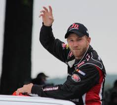 A nascar race goes for the advertised distance, unless the race is under caution at that time and then it goes into extra laps. Jeffrey Earnhardt Dale Earnhardt Survives Differenthistory Wikia Fandom