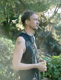 David wheeler (born 20 march 1963), known professionally as david thewlis (/ˈθjuːlɪs/), is an english actor, author, director, and screenwriter. David Thewlis And His Hopeless Hilarious Fiction