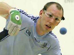 Kennedy lays marker for 2010