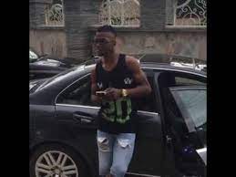 This nigerian footballer plays for manchester united in the premier league. Kelechi Iheanacho In His Exclusive Car And Mansion Youtube