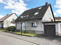 Ob häuser oder wohnungen kaufen, hier finden sie die passende immobilie. Haus Zum Verkauf 66424 Homburg Reiskirchen Mapio Net