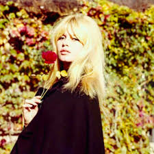 One can never run out of ways for styling this classic hairstyle. My Hair Crush Brigitte Bardot Layered