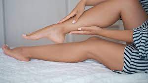 Geschwollene Beine Symptome Und Ursachen Brigitte De