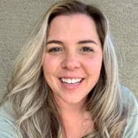 Jess Orton's Instagram, Twitter & Facebook