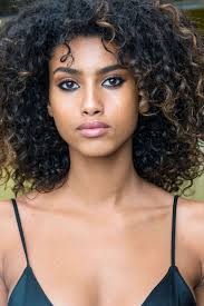 Le,balayage,cheveux,bruns,balayage,sur,cheveux,noir, perruques de, de coiffure, photos coiffure, degrade parrucchierepalermo, cheveux brun avec meche, bronde cheveux, cheveux humains, couleur cheveux 1001 Visions Fantastiques Pour Adorer Le Balayage Miel