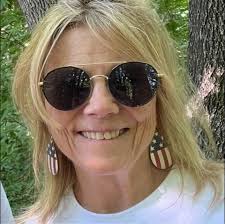 We had a fun filled day with Andrew Lee, CombatQuilter creating Quilted  Jackets. We all still need to finish the binding but they all turned out  incredibly well. Andrew was enamored with