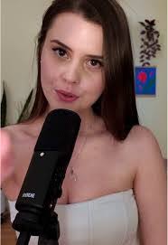 Jamie Young's Instagram, Twitter & Facebook