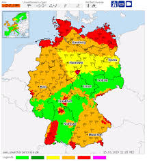 Stuttgart has a very reliable public transport system that consists of commuter trains, light rail or trams, buses, a cog railway and a cable car. Verwellte Westwindlage 04 03 2019 18 03 2019 Seite 3 Schweizer Sturmforum