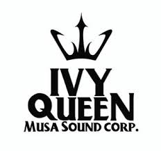 Ivy queen , considerada una de las principales exponentes femeninas del género reggaetón , sorprendió a todos sus fanáticos al presentarse en la más reciente edición de los premios billboard 2020 , realizado el miércoles 14 de octubre en las vegas. Ivy Queen Musa Sound Corporation Wikipedia