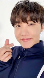 Hello greetings we're removing inactive fans from this group; if you're  still an active fan, can I get a confirmation from you? 🌹❤️🌹❤️🌹