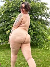 Natural Art by QT Booty @QTsnack 🍑👩‍🎨🎨🖼️ t.coMxM7eq6vyM 🎮🕹️