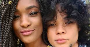 They have also lived in honolulu, hi carol is related to charles m nakamura and reid s nakamura as well as 3 additional people. Erika Januza Assume Namoro Com Filho De Carol Nakamura Lindas Coincidencias Istoe Independente