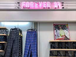 Please see our growing wiki for more details on fits, stores, best value and more. Fashion Nova H M Zara Why We Can T Stop Buying Fast Fashion Vox