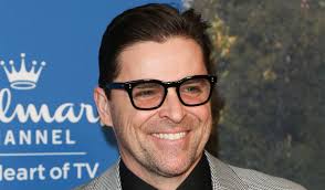 Erin Krakow & Kevin McGarry Reveal When Calls the Heart Season 12 Spoilers