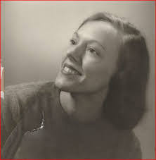 Maggie Sears's Instagram, Twitter & Facebook