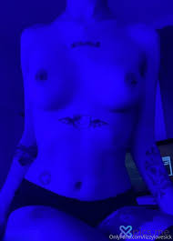 LizzyLovesick porn photo 9