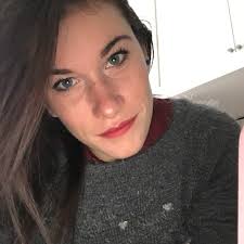 Lisa Deponte's Instagram, Twitter & Facebook