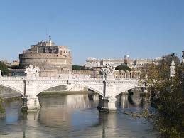 The bridge has 3 brick arcades covered with white marble. Roma Castel Sant Angelo Da Ponte Principe Amedeo Savoia Aosta Mapio Net