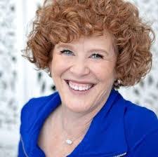 Kelli Trombley's Instagram, Twitter & Facebook