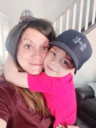 Melissa Hasler's Instagram, Twitter & Facebook