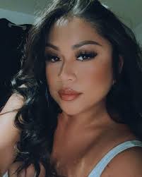 Michelle Aquino's Instagram, Twitter & Facebook