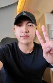 Darren espanto's simple stylish outfit