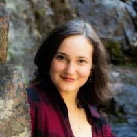 Isabel Russell's Instagram, Twitter & Facebook