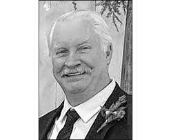 Lynn Mullins's Instagram, Twitter & Facebook