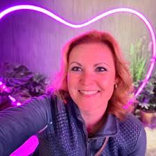 Oasis UK + Ireland directed by Daniel Broadley.