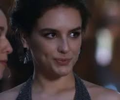 Espelho da Vida: Conheça a personagem de Kéfera Buchmann