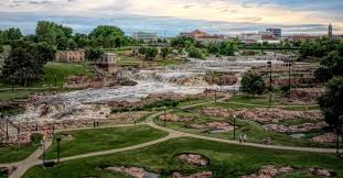 This clip was filmed in falls park on friday (february 14th). Falls Park In Sioux Falls Sd Experience Sioux Falls