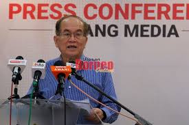 Timbalan ketua menteri, tan sri datuk amar dr james jemut masing telah mengadakan lawatan ke hospital medan angkatan tentera malaysia (atm) bertempat di dewan masyarakat melayu kapit pada sabtu. Sarawak Tidak Akan Berpuas Hati Walaupun Mendahului Vaksinasi Utusan Borneo Online