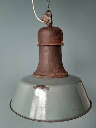 Alte Xxl Bauhaus Industrielampe Fabriklampe Emaillampe Grune Gusseisen 30er Bauhaus Design Industrial Lighting Lights