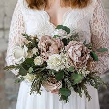 To bring your wedding floral dreams to life, begin with a rough idea of your wedding theme and colour scheme, the style of bouquets you fresh and silk flower arrangements. Montreal Archives Silk Stem Collective Rent Wedding Flowers