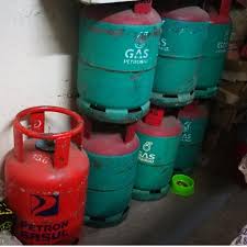 Pt perusahaan gas negara tbk (pgn) menandatangani komitmen kebijakan penetapan harga gas dengan pelanggan untuk pelaksanaan kepmen 89.k/2020, skk migas telah mengalokasikan volume gas bumi dari hulu sebesar 399 bbtud. Gas Cylinder Tong Gas Kosong Petronas Petron 14kg Kitchen Appliances On Carousell