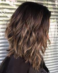 70 Brightest Medium Layered Haircuts To Light You Up Haarschnitt Bob Frisur Gestufter Haarschnitt