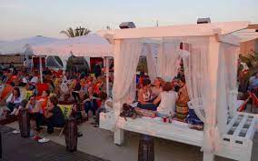 Use public transport freely and get to all the sights with the berlin. Berlin Hotspots Rooftop Bar Deck 5 Peterstravel